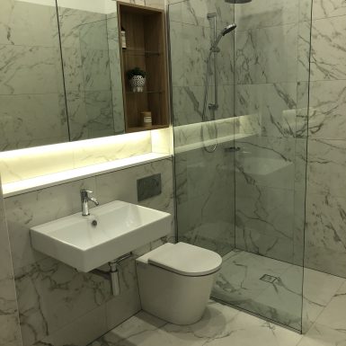 Livie Display Suite Bathroom with Shower